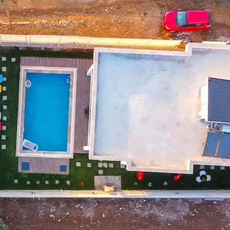 Alternatif Villalari Villa *